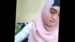 tubetria malay tudung porn