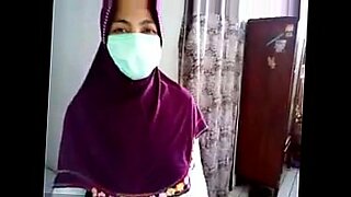 video memek perawan berdarah indo