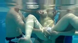 tube hairy pussy fingering