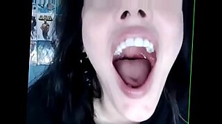 experience makes a cock disappear in her mouth