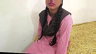 download 3gp 144p indian girl xxx bath