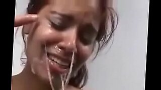 indian aunty shocked seeing the cock
