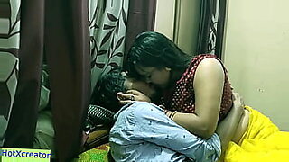 hot mom touch boobs son video in hindi talking hindi desi mom