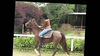 horse attacks girl sex