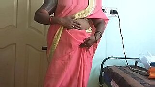 indian mom and son bath