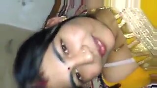 desi bhabhi hand sex