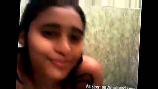 indian aunty bathing hidden camera