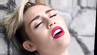 miley cyrus fucks liam hemsworth