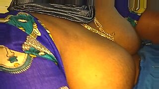 Une vidéo sensuelle de Malayalam mettant en vedette une fellation et du sexe avec une belle-fille.