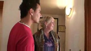 mom caught son and daughter in law fucking