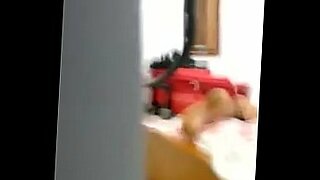 dad fucks daughter when mom leaves the room