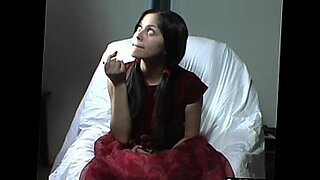 college gril frist time xxx video